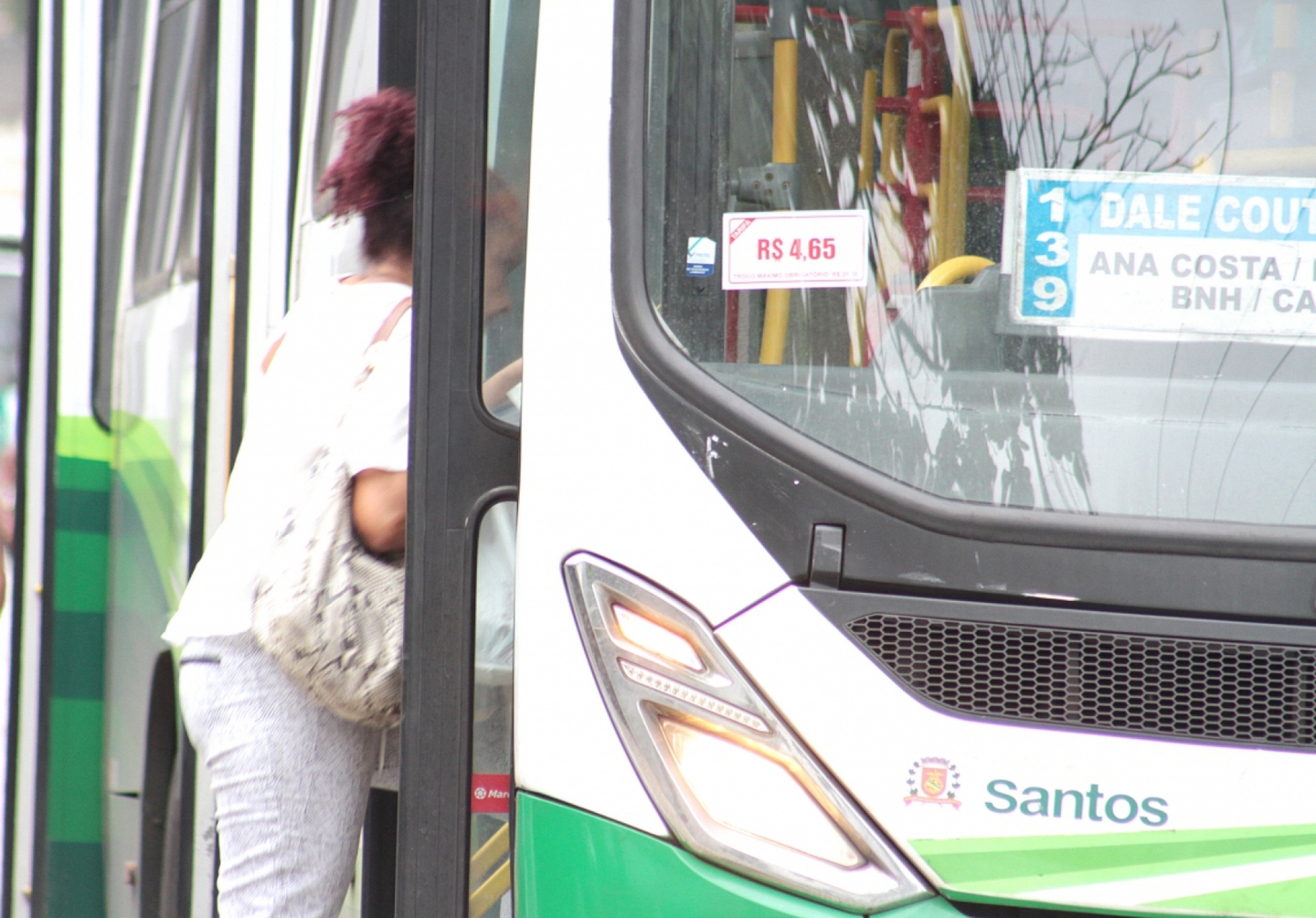 Ônibus lotados em Santos geraram denúncias ao MP