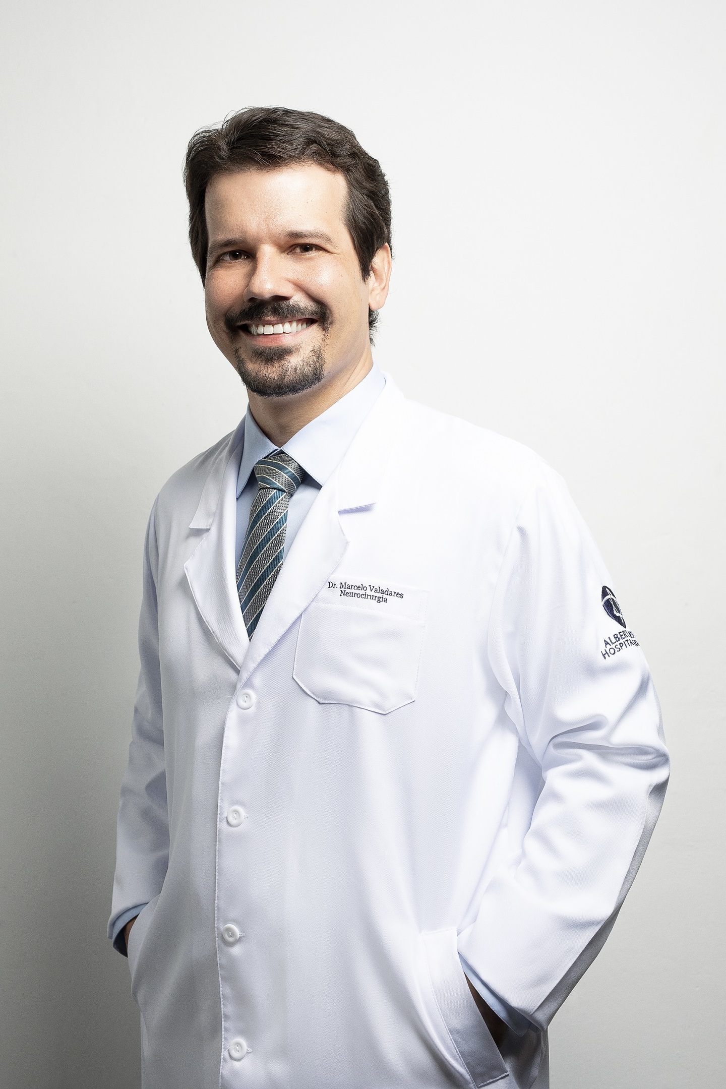 Dr. Marcelo Valadares já atende pacientes de outros estados