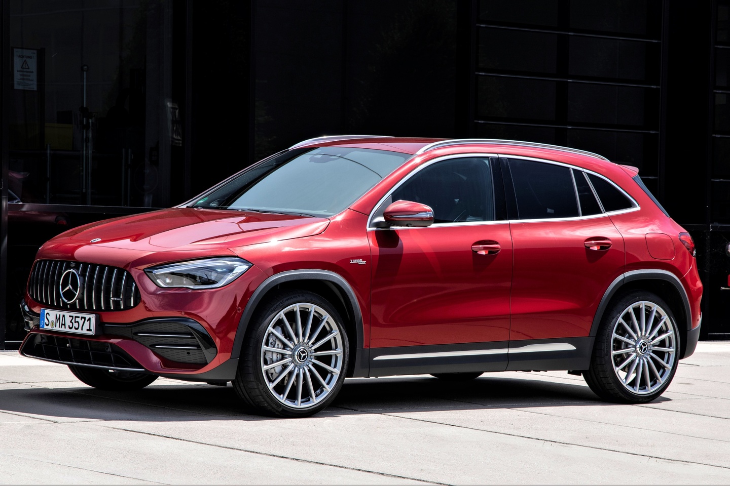 Mercedes GLA 200 AMG Line