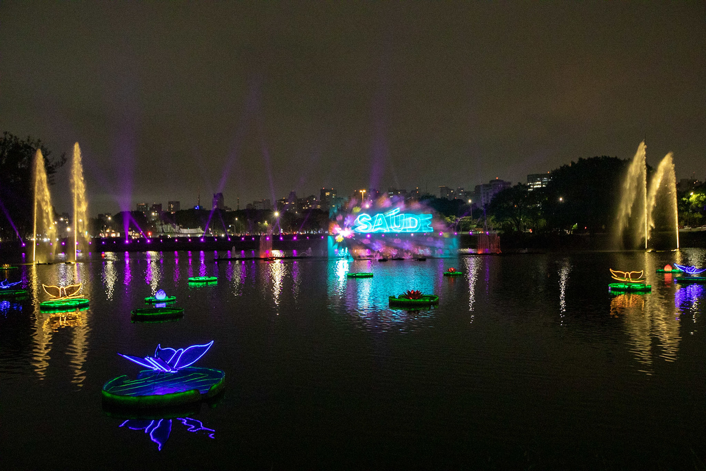 Natal do Parque Ibirapuera tem como objetivo valorizar a fauna e a flora; para isso, parque terá projeção holográfica na fonte do lago