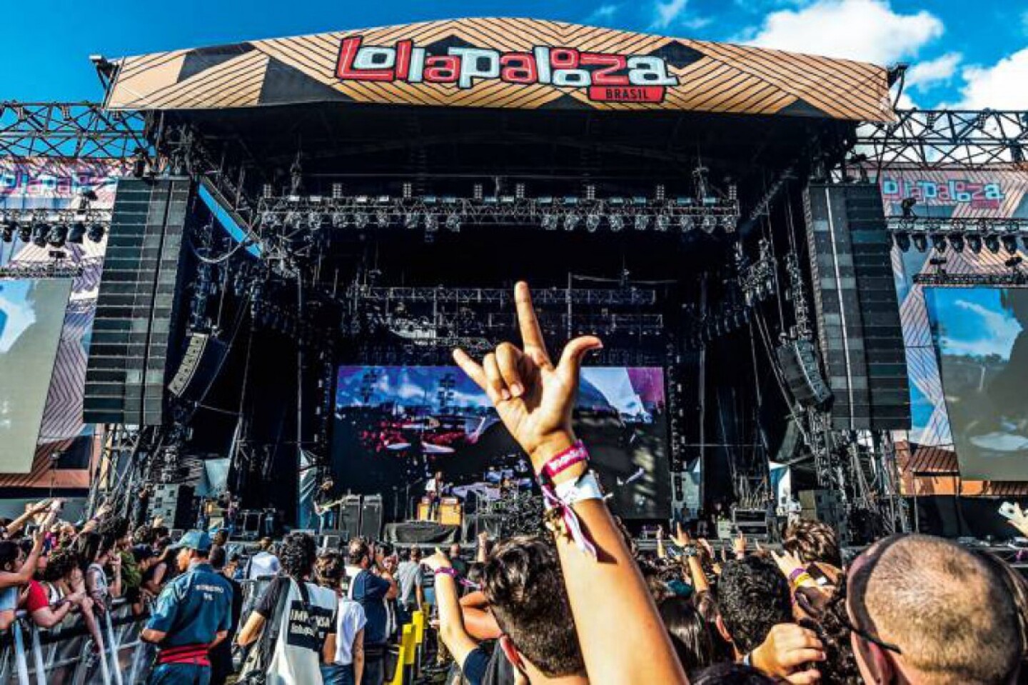Lollapalooza irá exigir o comprovante de vacinação com ao menos duas doses e uso de máscara no evento