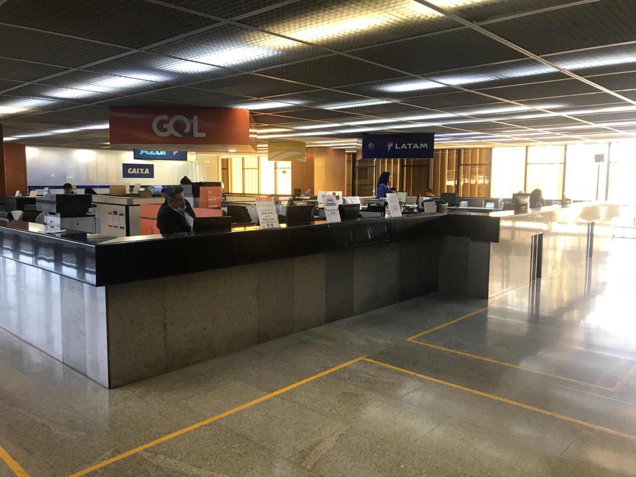 Balcão para compra de passagens aéreas no Congresso Nacional