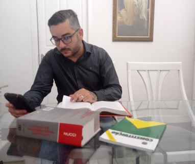 Participaram do procedimento os advogados assistentes de acusação, Jonathan Pontes e André Lima.