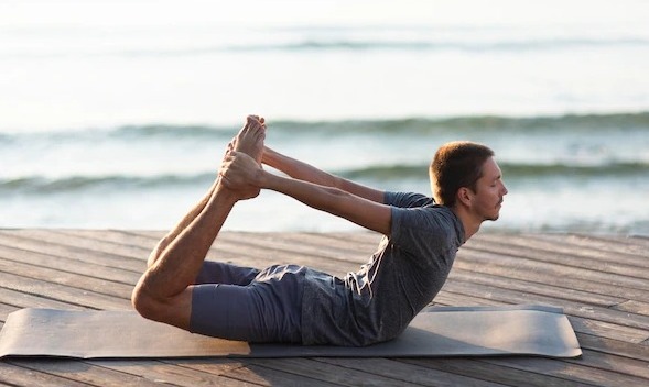Desafio Yoga - Os Benefícios do Yoga ao seu alcance. Na sua casa. Cadastre  seu e-mail para ser informada do l…