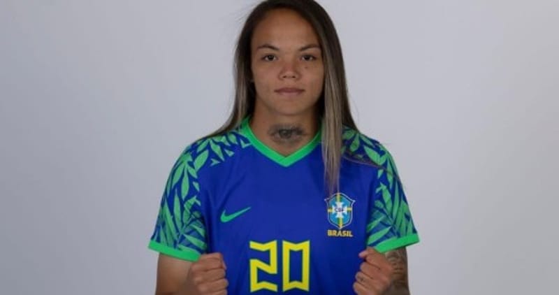 Seleção brasileira joga Copa feminina com uniforme sem estrelas; entenda