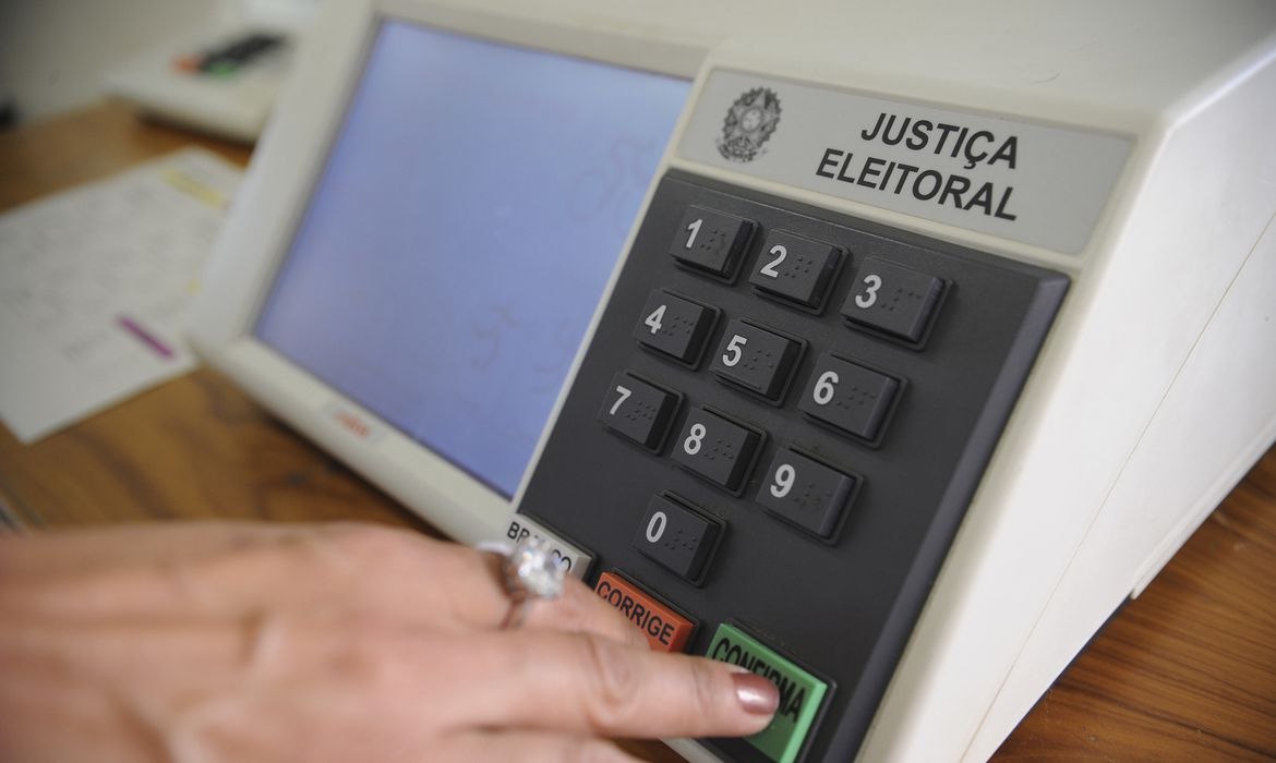 Urna eletrônica 