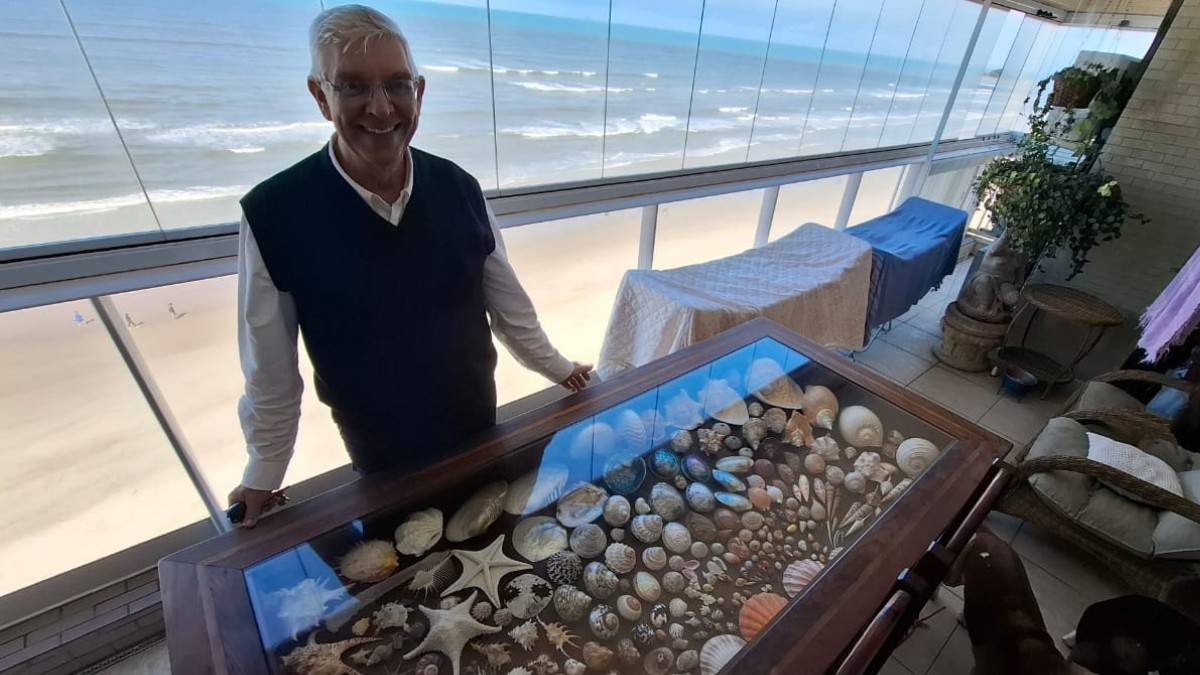 lém de sua paixão por selos, Sergl também tem outras coleções, como a de conchas marítimas