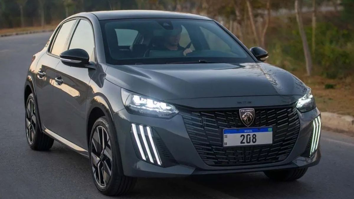 Peugeot 208