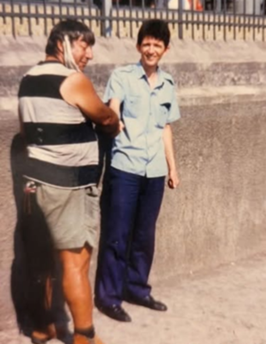 Este era o visual do Homem do Rabo de Cavalo, muito amigo dos motoristas de ônibus da região
