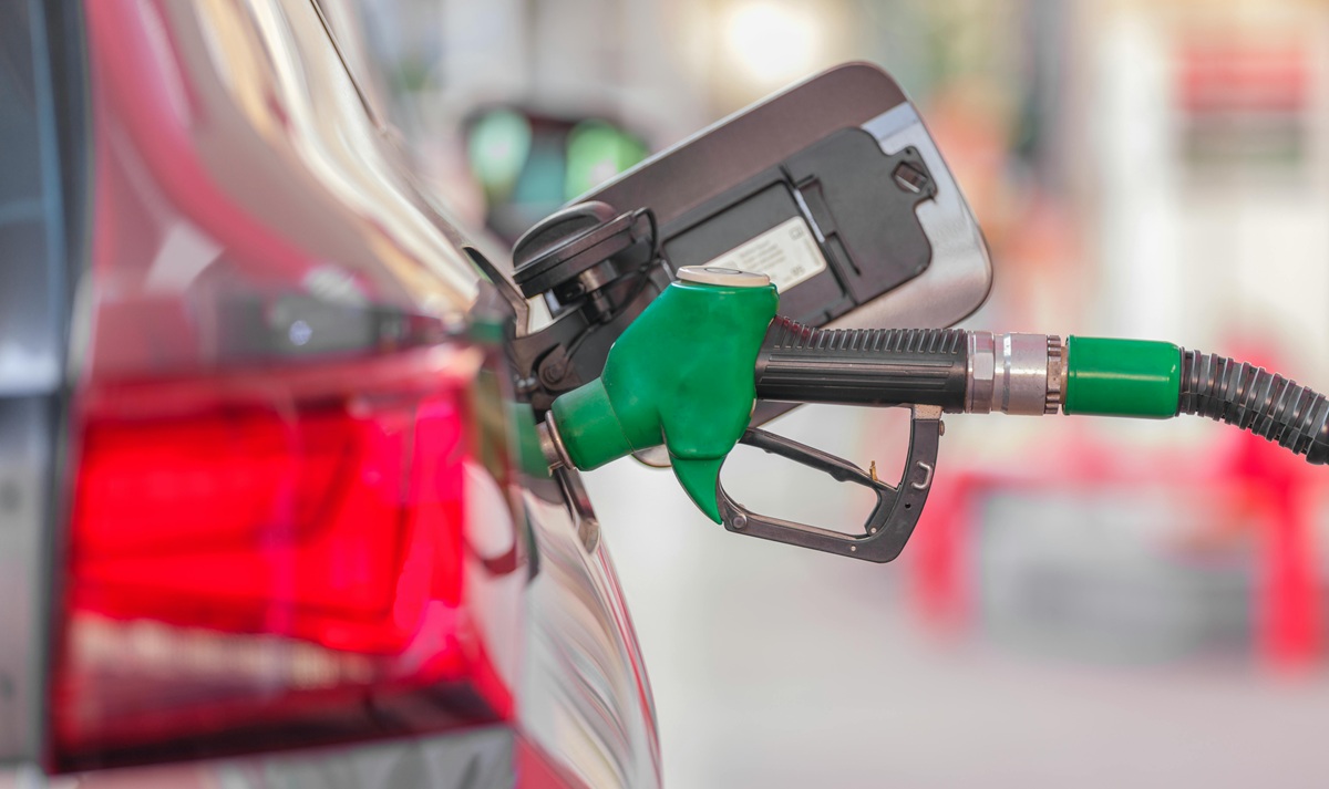 Preço do litro da gasolina já ultrapassa a marca de R$ 8,00 em diversos estados