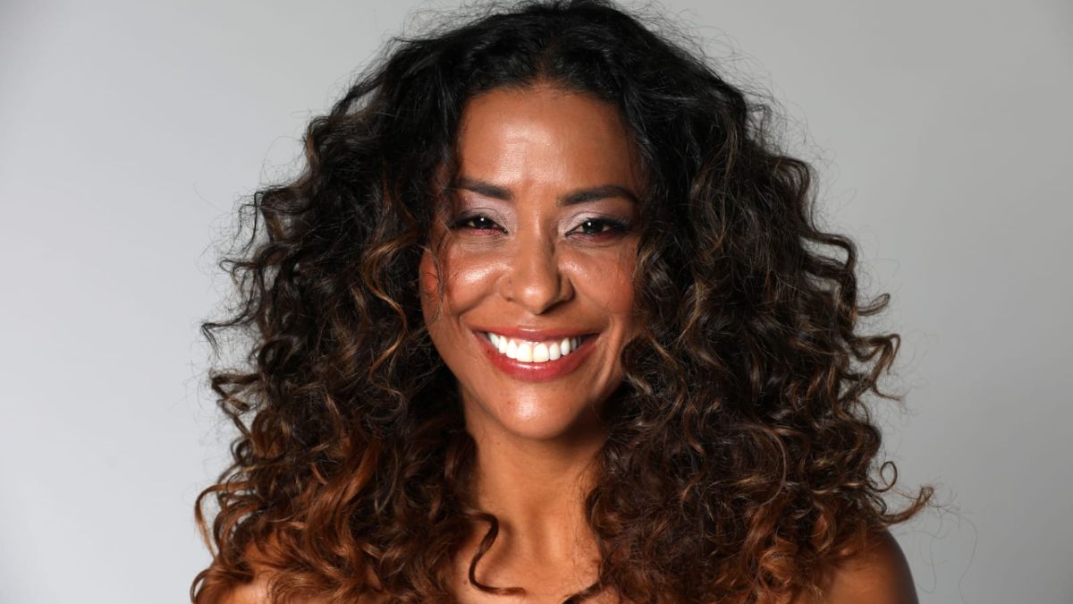 O mestre da guitarra baiana se une a talentos locais da Banda Querô para apresentar o projeto Brazil Afro Swing no Instituto Arte no Dique