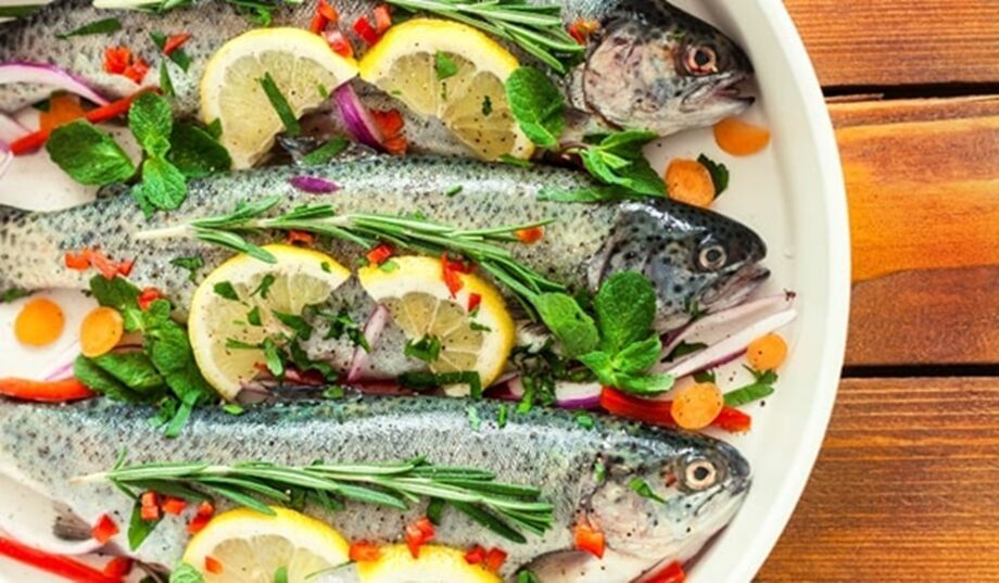 Semelhante à sardinha, a cavalinha tem preço acessível e alto valor nutricional.