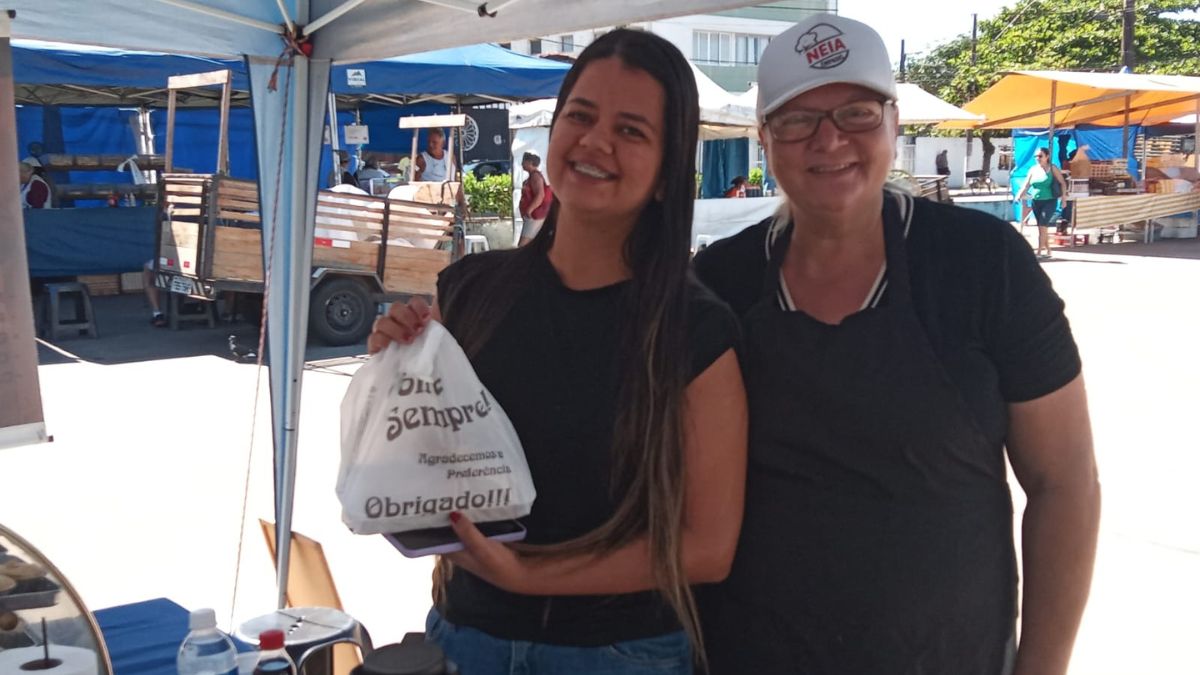 Néia conta que já tem clientes semanais que fazem as encomendas de forma antecipada