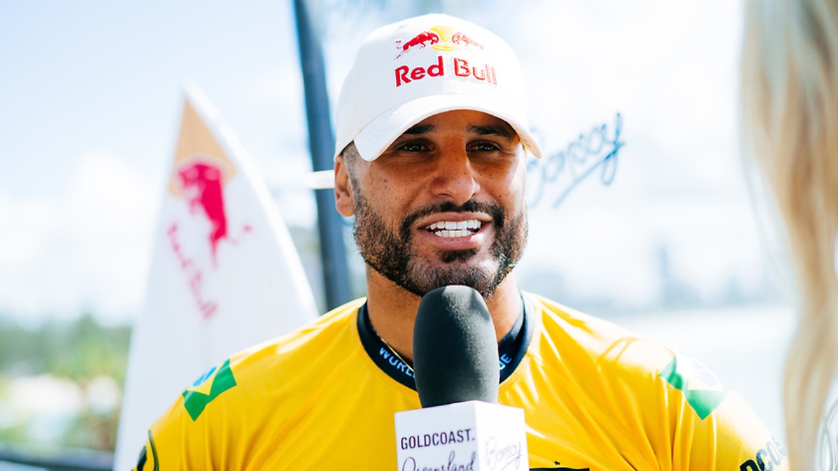 Italo Ferreira é o primeiro campeão olímpico da história do surf