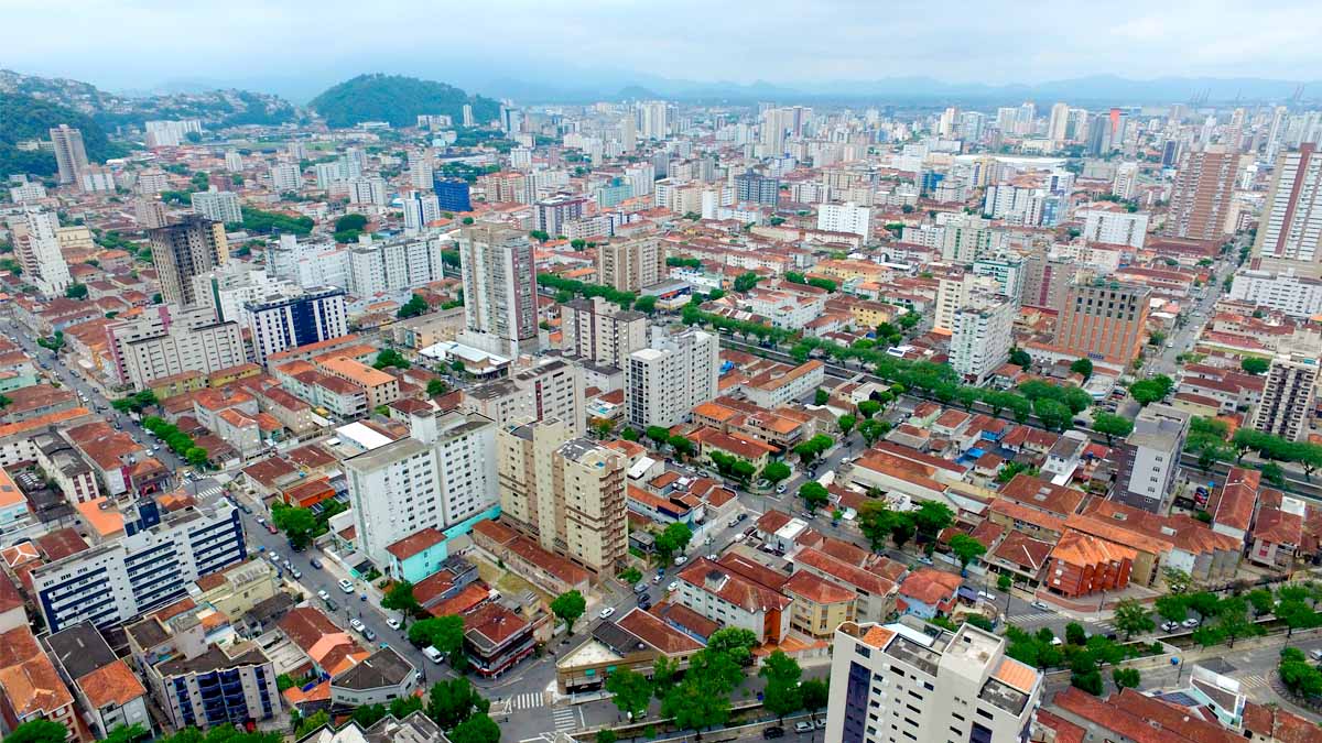 Antes de Santos receber este nome, originalmente a cidade era conhecida como Enguaguaçu