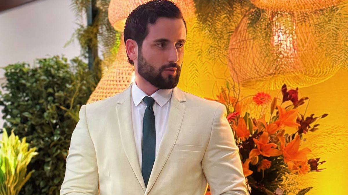 O anúncio da pré-candidatura ocorre sob a sombra de uma polêmica envolvendo o passado acadêmico