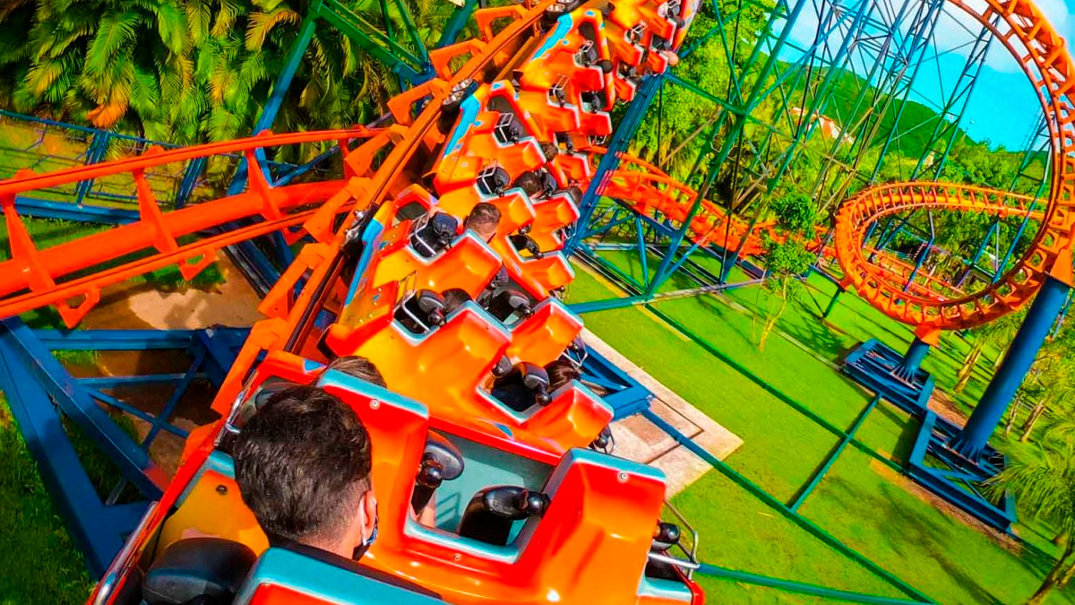 O Beto Carrero World, localizado em Penha, Santa Catarina, alcançou um feito histórico: foi eleito o 2º melhor parque temático do mundo