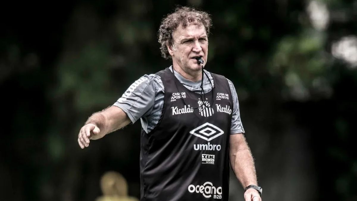 Durante a sua segunda passagem pelo Santos, o técnico se viu obrigado a deixar o comando da equipe para poder tratar problemas no coração