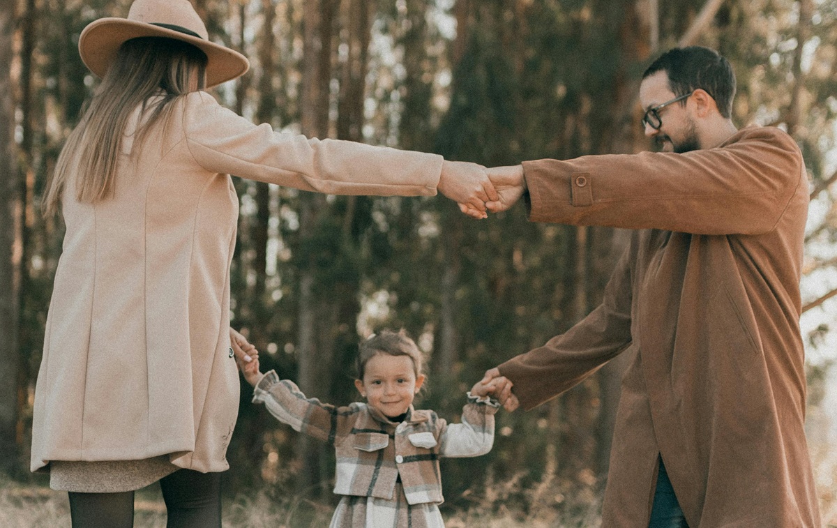 Norma alterou dispositivos do ECA para estabelecer que pais e responsáveis têm obrigação de prestar não apenas assistência material, mas também assistência afetiva