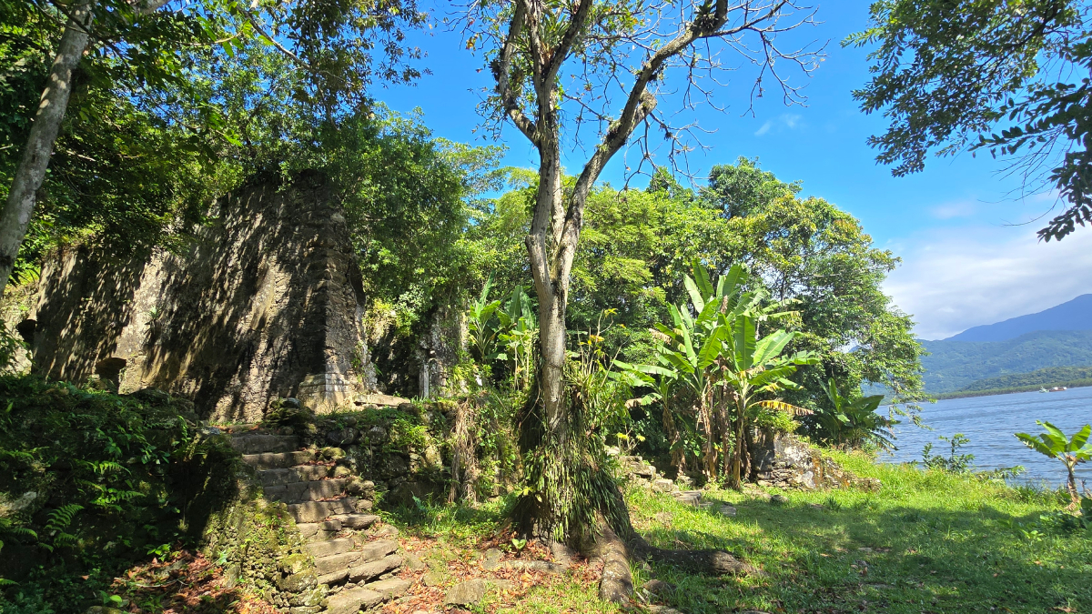 O Forte de São Felipe foi construído em 1552 por ordem de Tomé de Souza