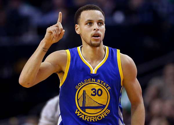 Stephen Curry anuncia que está fora da Rio-2016