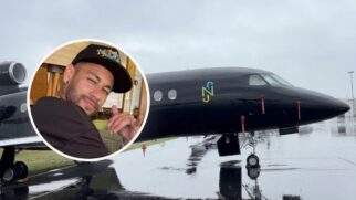 Montagem de um jato de luxo com a foto do atacante Neymar