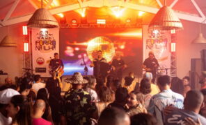 Com o som da sanfona, o ritmo da zabumba e as energias indomáveis das pessoas que viajam pelo país em busca do forró e suas alegrias, Ilhabela se torna mais uma vez um grande palco cultural