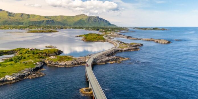 Atlantic Ocean Road