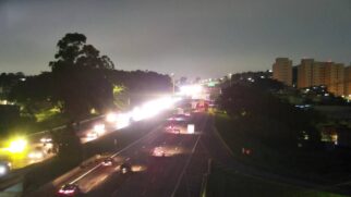 Mostra as rodovias entre São Paulo e o Litoral