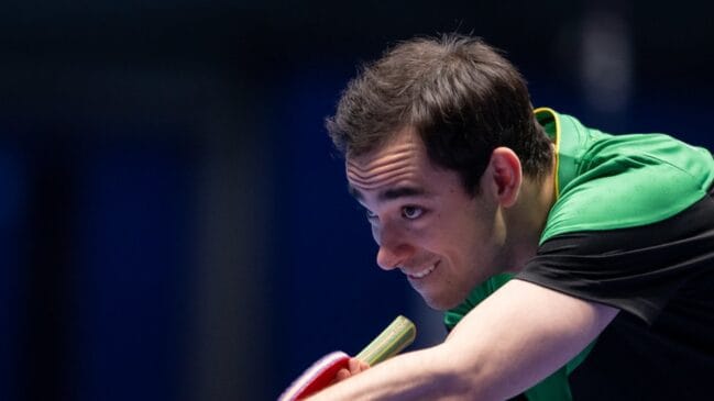 Invicto no torneio, Hugo Calderano lidera seleção brasileira que também conta com jovens destaques em duelo decisivo contra a França no Mundial de Tênis de Mesa