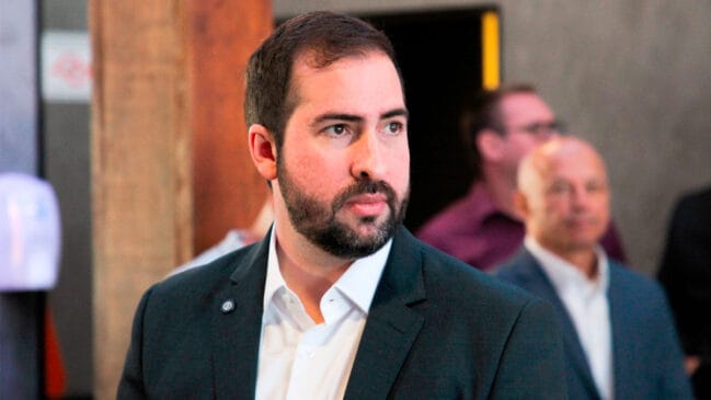Kayo Amado, prefeito de São Vicente, está focado nos seus objetivos com a cidade