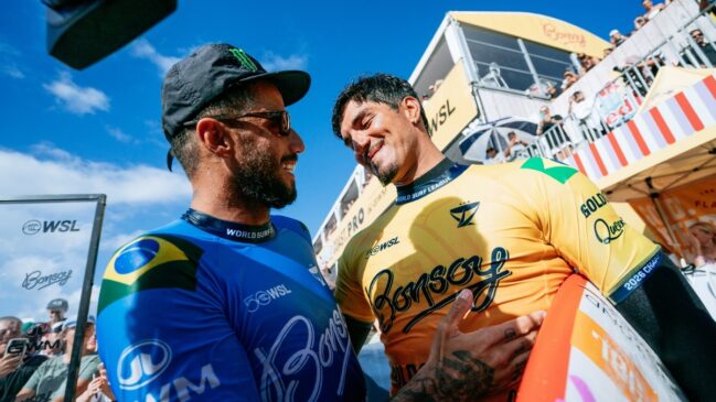 Previsão de ondas vai ajudar? WSL traça plano para as finais da etapa na Nova Zelândia