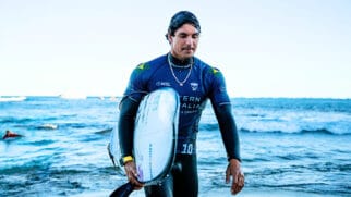 WSL: Gabriel Medina recebe diagnóstico após susto no joelho na Nova Zelândia