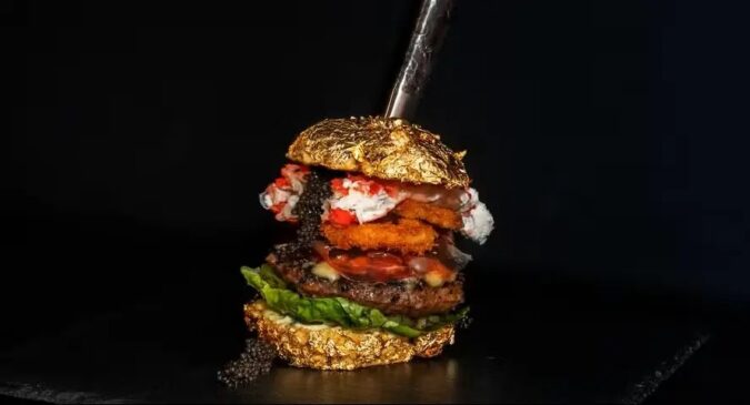 O sanduíche do chef holandês Robbert Jan De Veen custa quase 5.000 euros e se tornou uma das experiências gastronômicas mais extravagantes do mundo