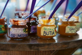 Pote de geleia de Butiá, fruta típica da Mata Atlântica