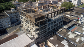 Novo prédio de escola municipal em Praia Grande
