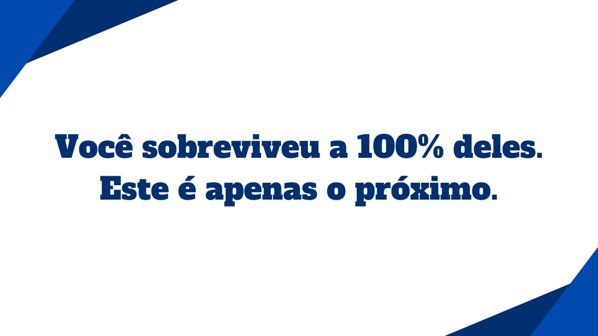 Card cinza escuro com texto sugerindo o monitoramento do progresso semanal para manutenção da motivação.