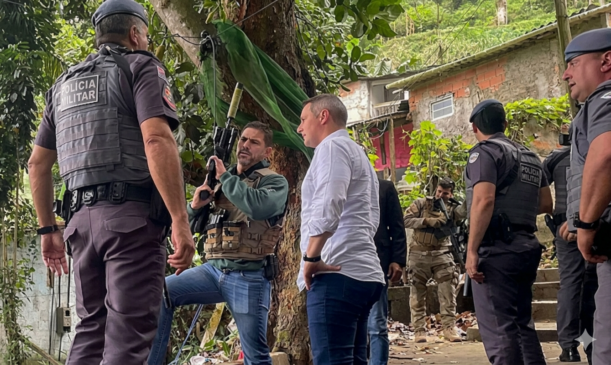 Operação policial em Guarujá, no Litoral de São Paulo