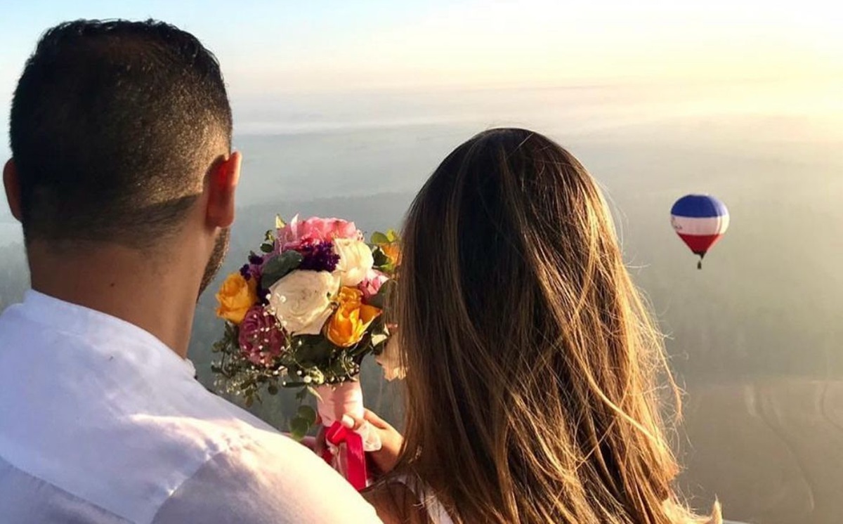 Passeio de balão no Dia dos Namorados, em Boituva