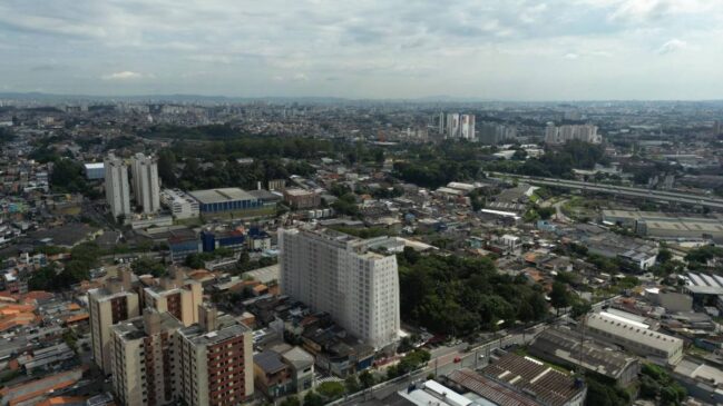 A imagem mostra a cidade de Diadema