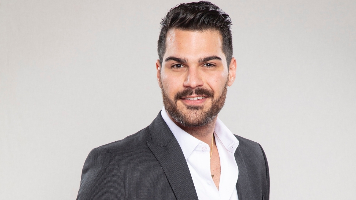 Shayan Haghbin em foto do programa A Fazenda