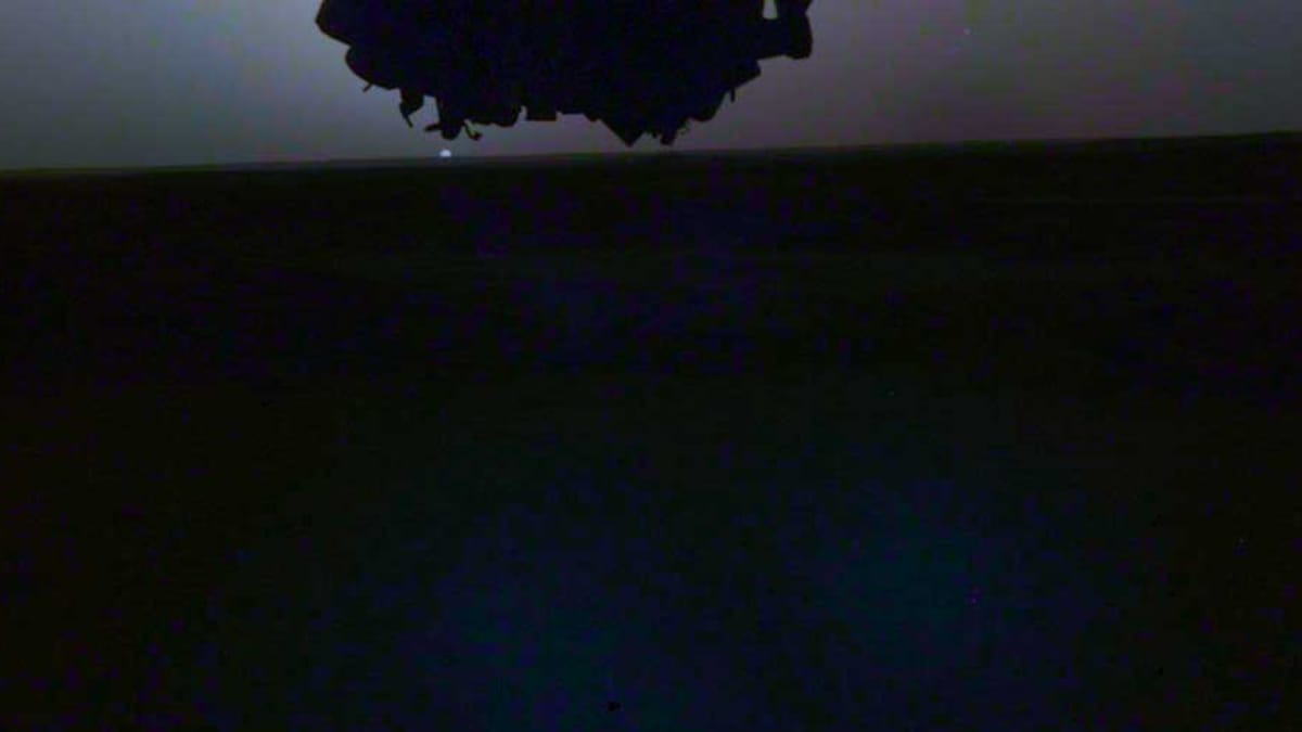 A NASA mostrou como é o pôr do sol em Marte e as imagens impressionam - Galeria sol azul em Marte (3)