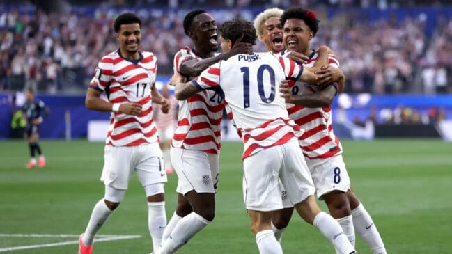 ATROPELO dos Estados Unidos! Paraguai é goleado em jogo com momento inédito do VAR