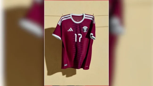 Camisa 1 (Home) do Catar / Divulgação