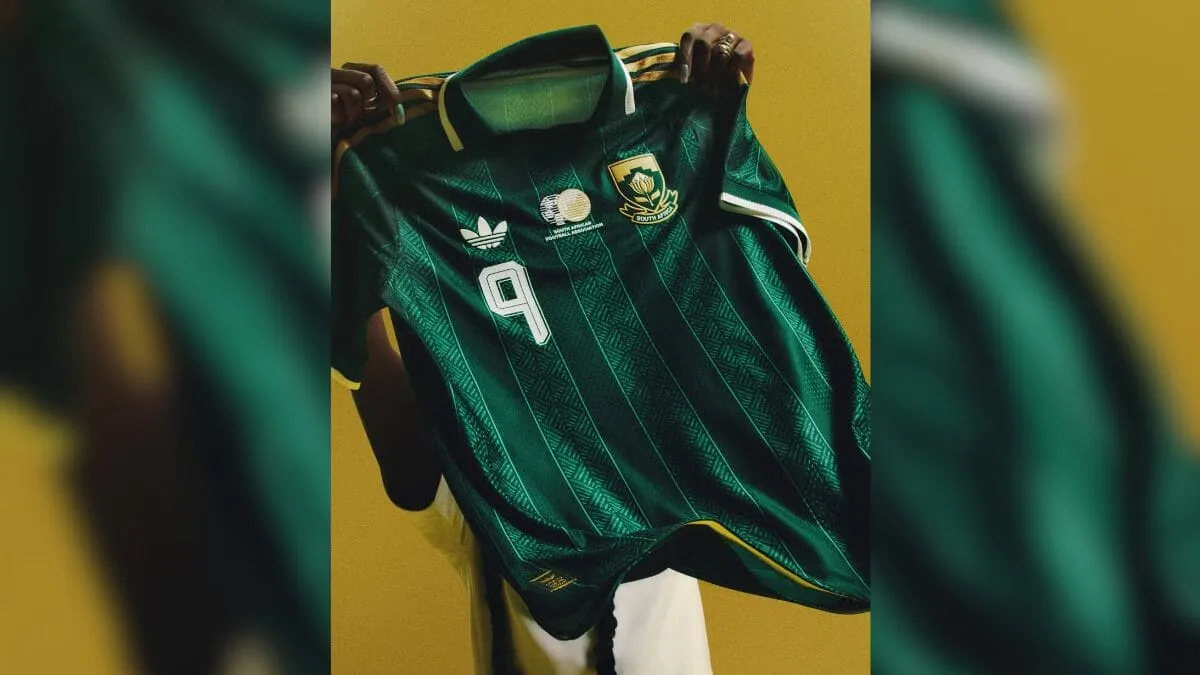 A imagem mostra o uniforme número 2 da África do Sul