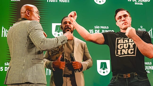 Ex-rival de Anderson Silva, Chael Sonnen anuncia plano para disputar a presidência dos Estados Unidos em 2028