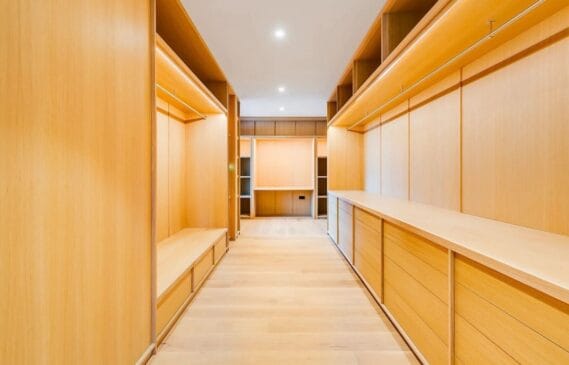 Uma área de spa interna que conta com sauna privada, completando o estilo de vida elevado prometido pela nova marca da influenciadora /Redes Sociais