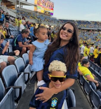 A advogada se comoveu ao acompanhar de perto a grande atuação do marido no Mundial. /Redes sociais