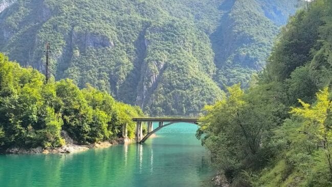 Italiano viajando o mundo de bicicleta