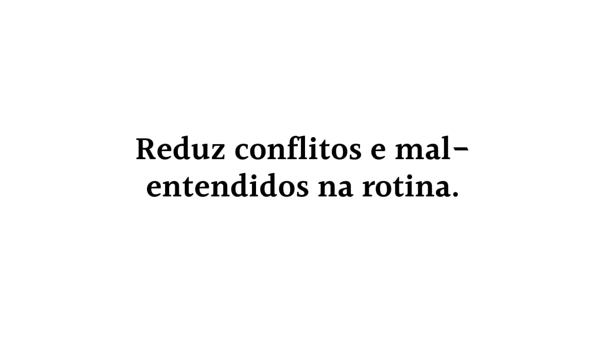 Card explicativo com fundo branco apresentando texto sobre como a boa comunicação comunitária reduz conflitos e mal-entendidos na rotina de convivência coletiva.